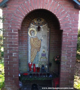 Shrine devoted to Adalbert of Egmond. Adelbertusakker, Egmond